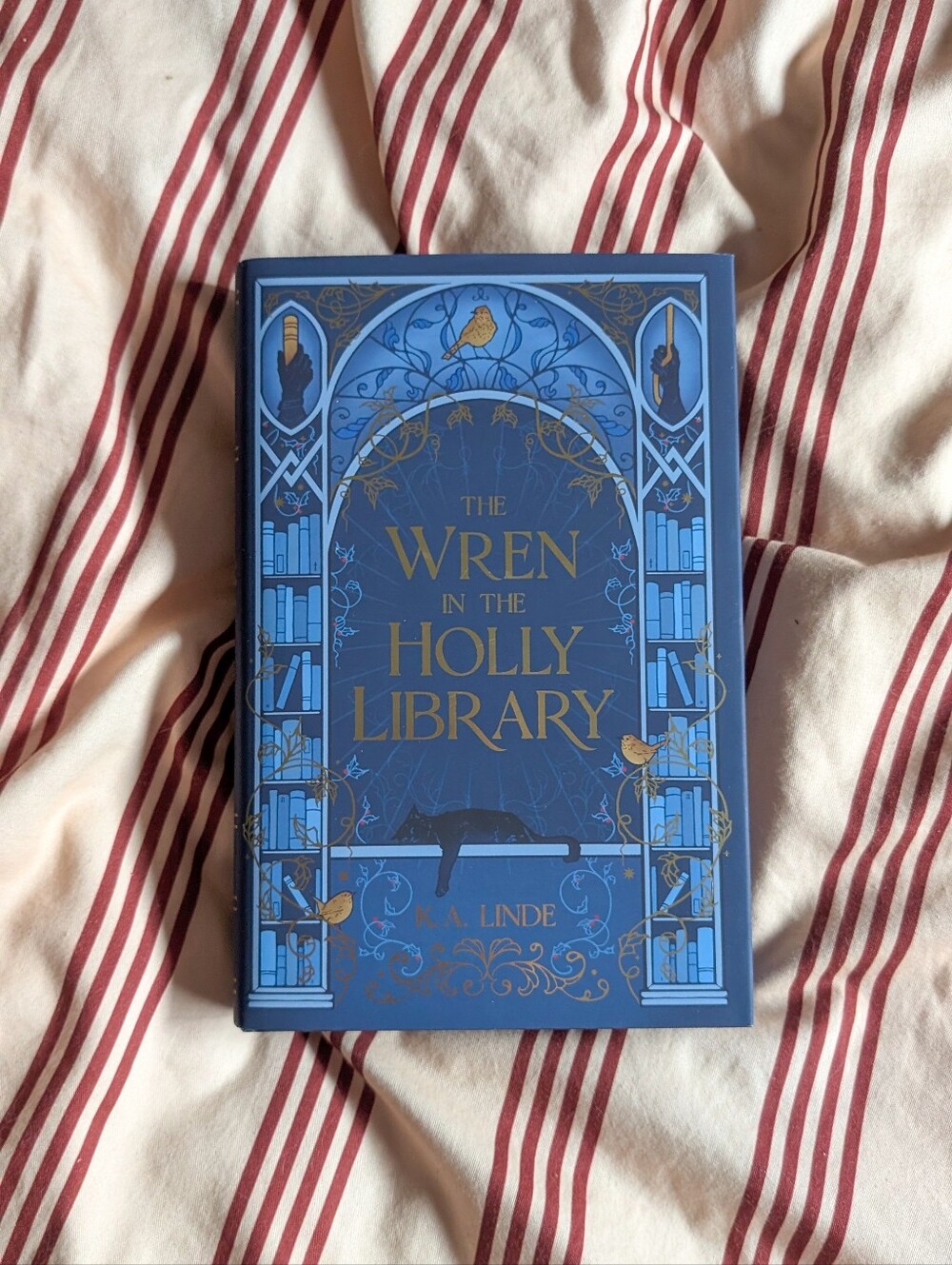 The Wren In The Holly Library - FAIRYLOOT EDITION